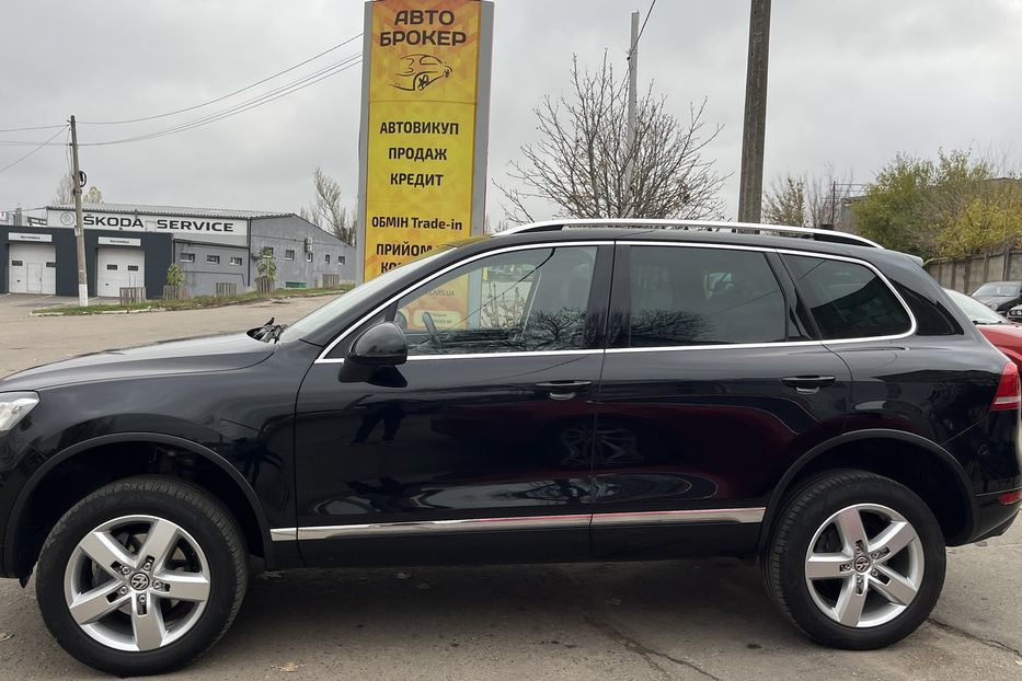 Продам Volkswagen Touareg Oficial  2014 года в Николаеве