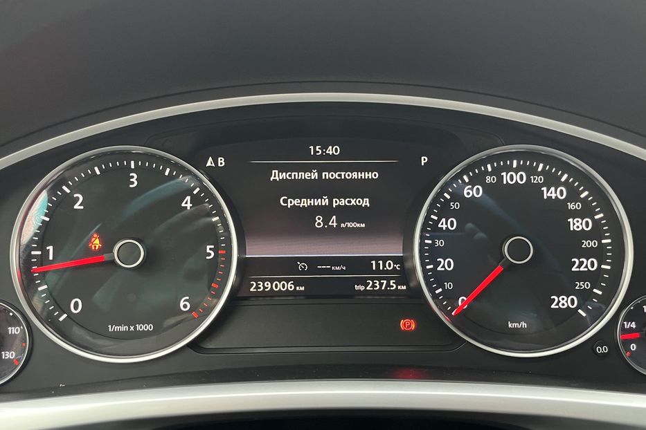 Продам Volkswagen Touareg Oficial  2014 года в Николаеве