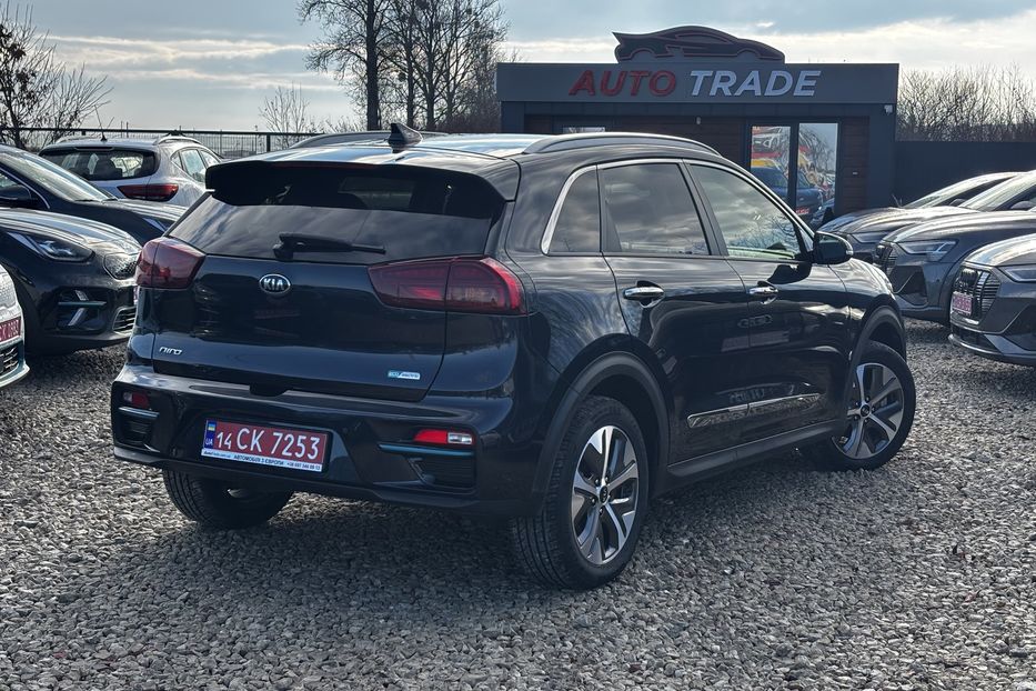 Продам Kia Niro 64 KW авто у Львові  2020 года в Львове