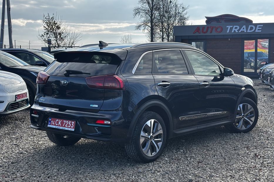 Продам Kia Niro 64 KW авто у Львові  2020 года в Львове