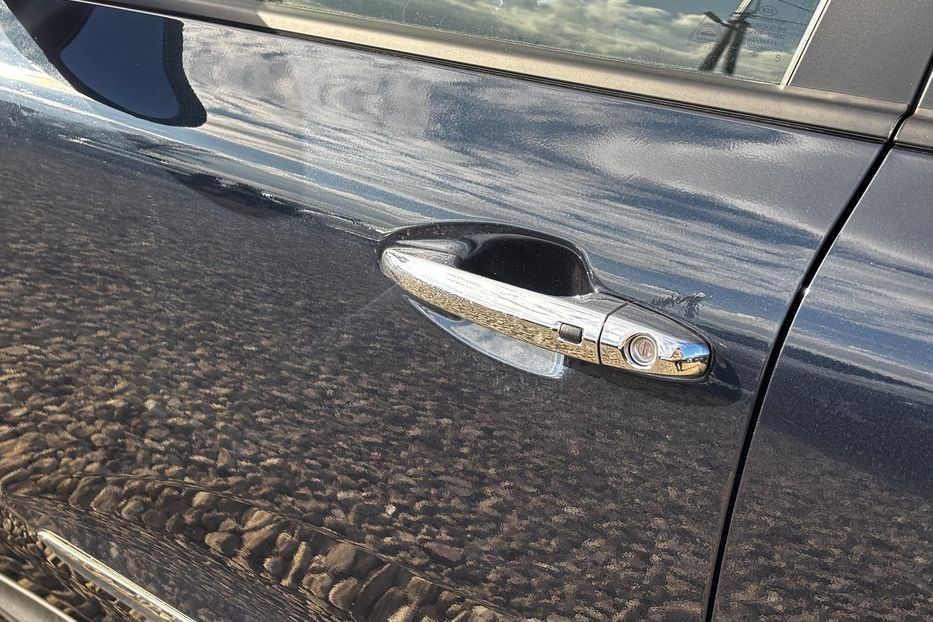 Продам Kia Niro 64 KW авто у Львові  2020 года в Львове