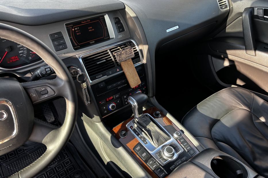 Продам Audi Q7 2009 года в Львове