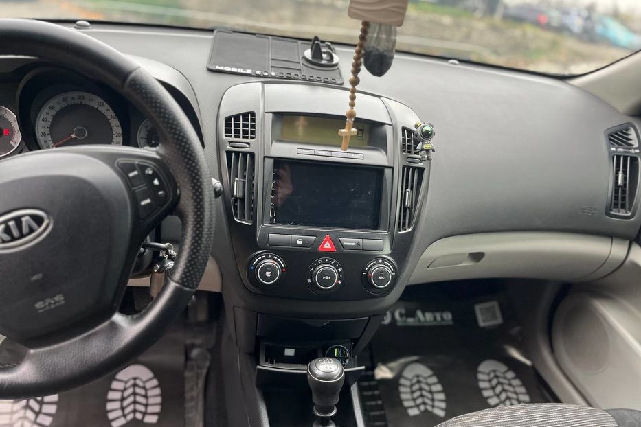 Продам Kia Ceed 2008 года в Черновцах