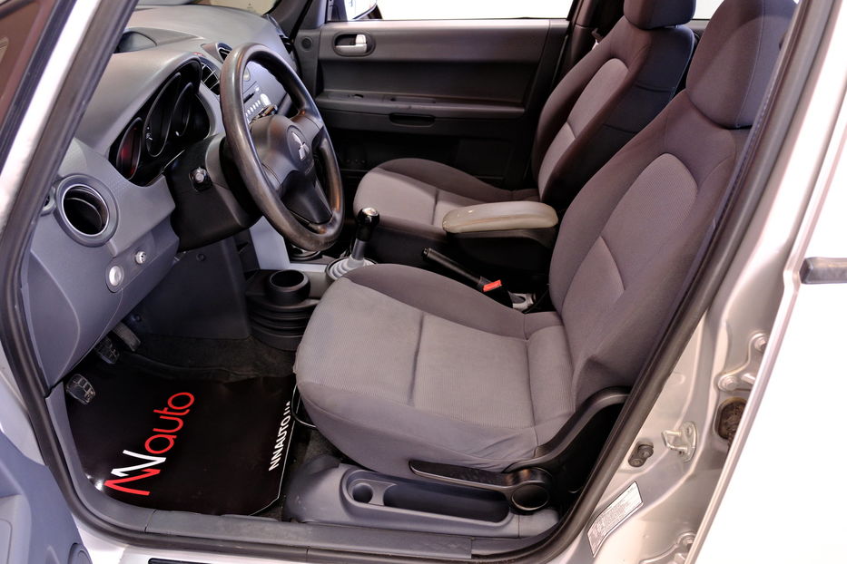 Продам Mitsubishi Colt 2005 года в Одессе