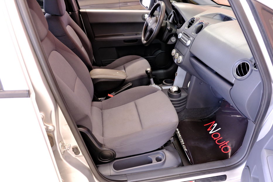 Продам Mitsubishi Colt 2005 года в Одессе