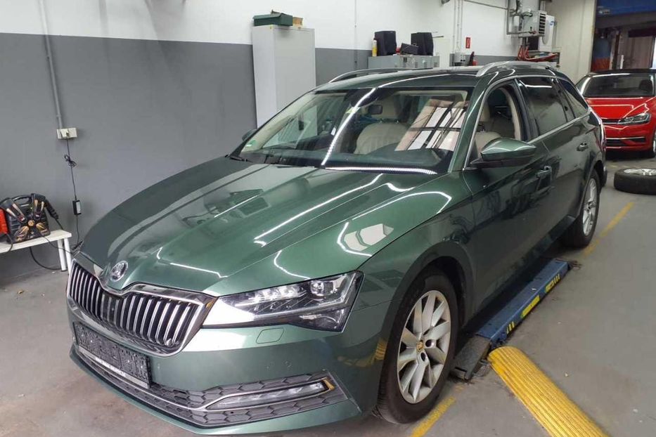 Продам Skoda Superb Edition ціла v1451 2020 года в Луцке