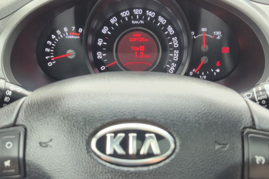 Продам Kia Sportage Full  2012 года в Львове