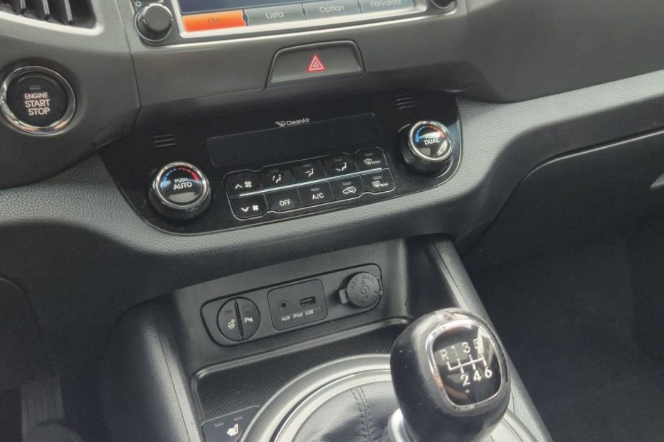 Продам Kia Sportage Full  2012 года в Львове