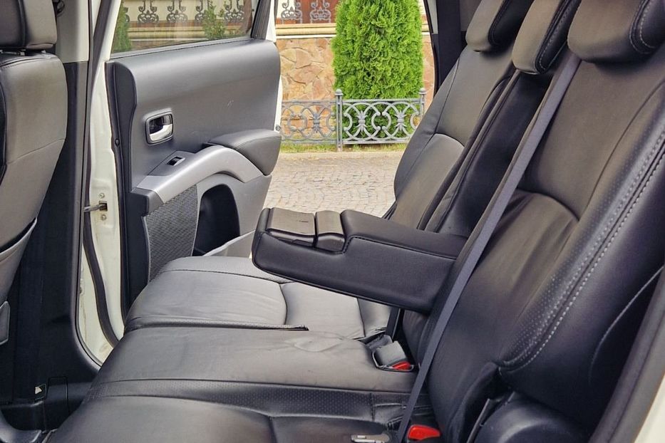 Продам Citroen C-Crosser 4×4 2008 года в Львове