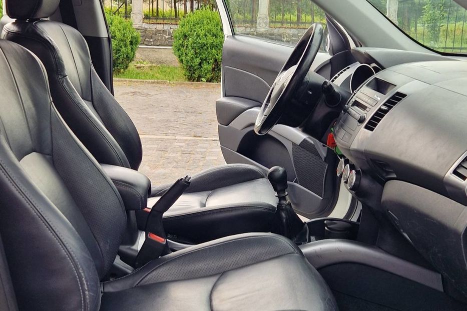 Продам Citroen C-Crosser 4×4 2008 года в Львове