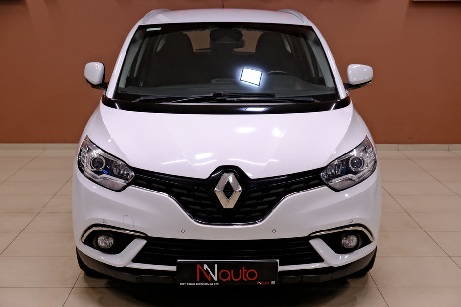 Продам Renault Scenic 2017 года в Одессе