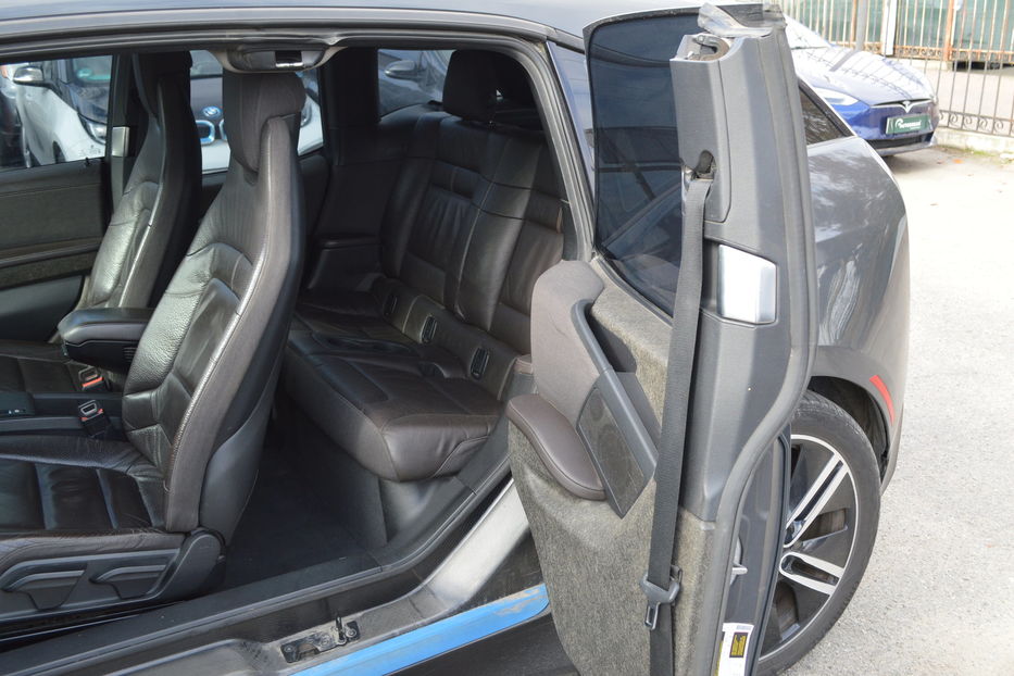 Продам BMW I3 2015 года в Одессе