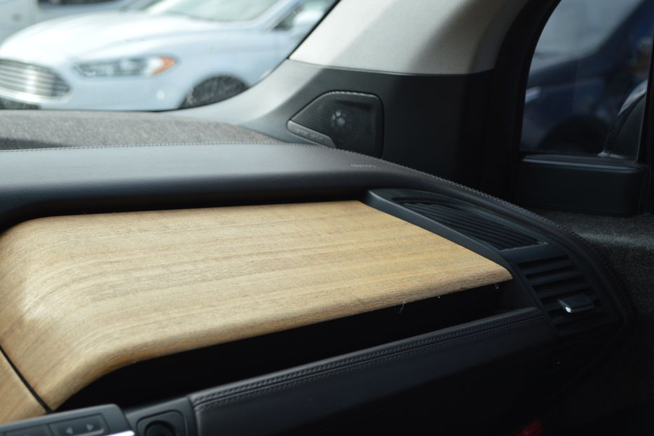 Продам BMW I3 2015 года в Одессе