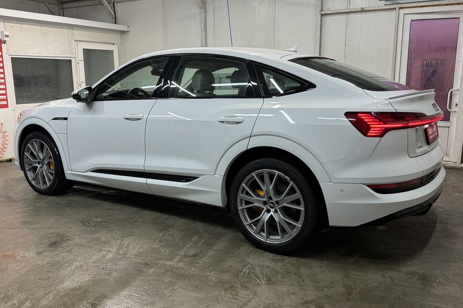 Продам Audi E-Tron Камера360 S-LINE BLACK EDITION 2021 года в Львове