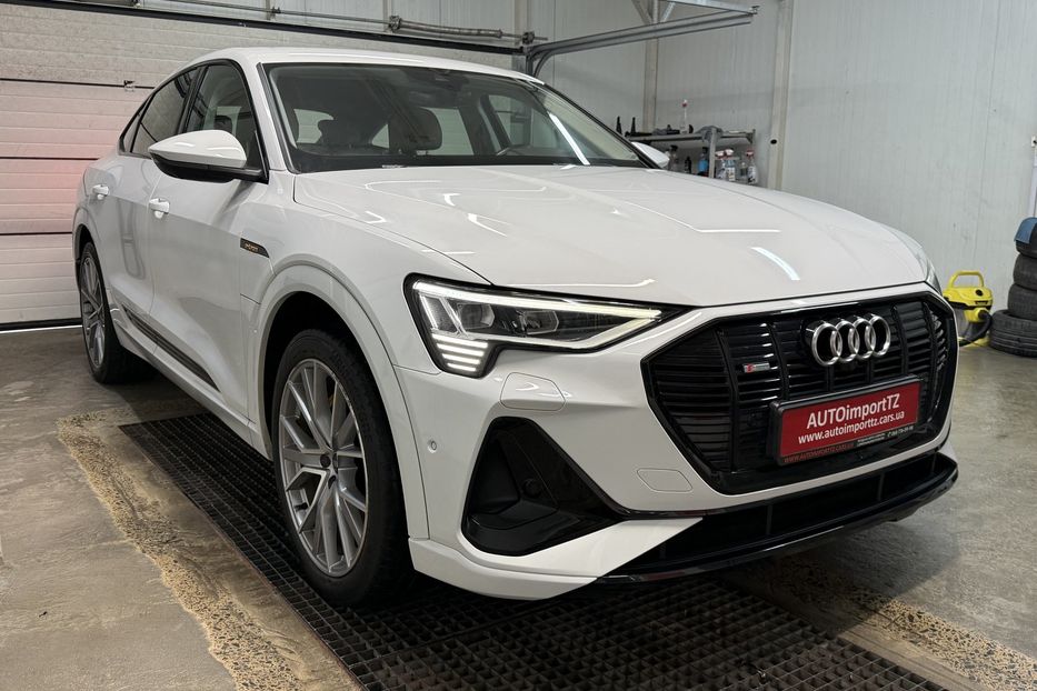 Продам Audi E-Tron Камера360 S-LINE BLACK EDITION 2021 года в Львове