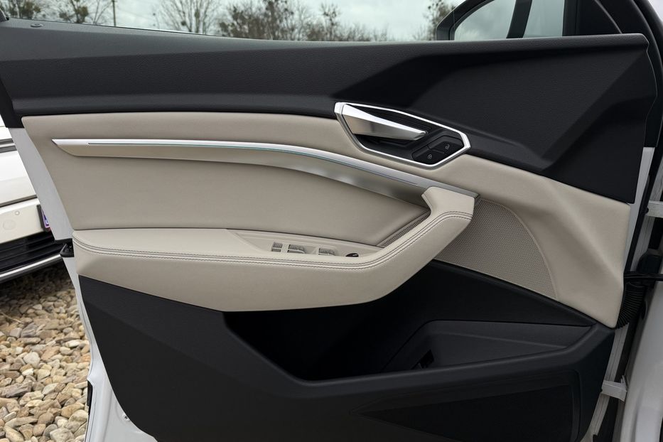 Продам Audi E-Tron Камера360 S-LINE BLACK EDITION 2021 года в Львове