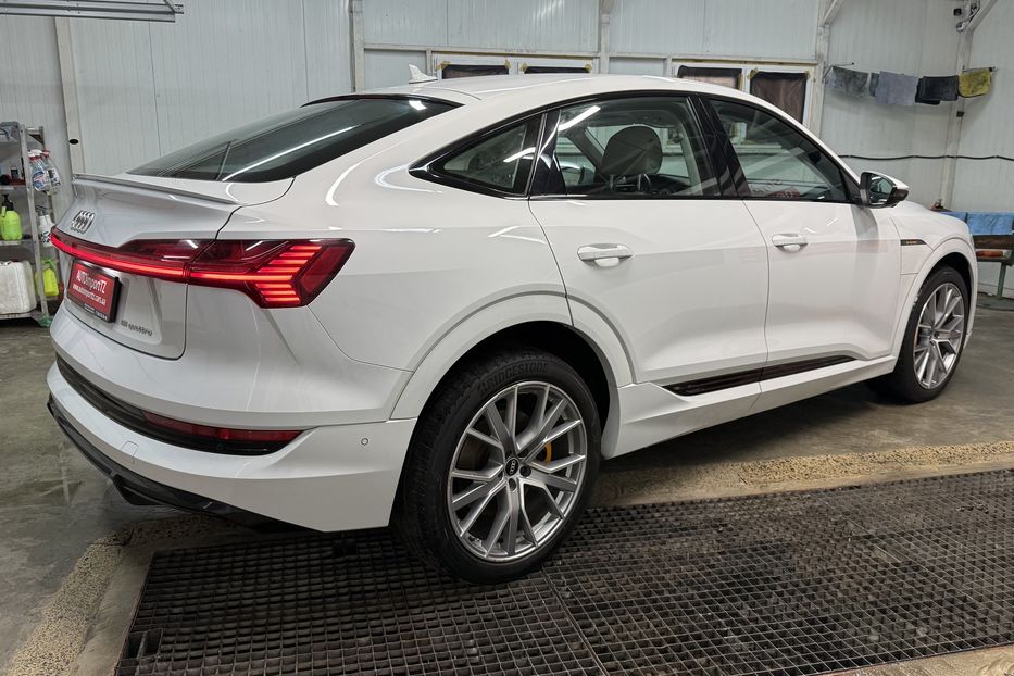 Продам Audi E-Tron Камера360 S-LINE BLACK EDITION 2021 года в Львове