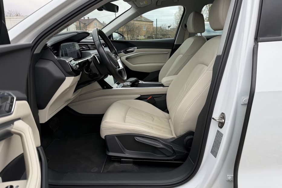 Продам Audi E-Tron Камера360 S-LINE BLACK EDITION 2021 года в Львове