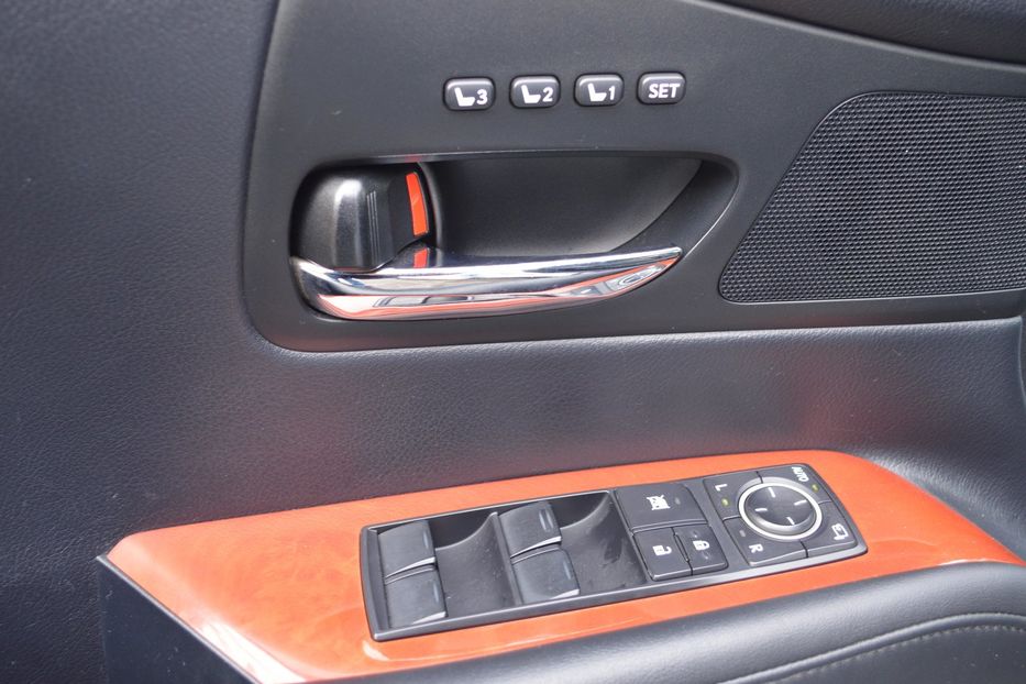 Продам Lexus RX 450 Top Luxury 2010 года в Одессе
