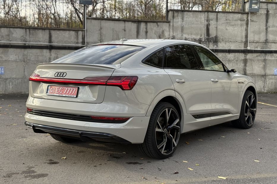 Продам Audi E-Tron Sportback 55 S-line Рівне 2021 года в Ровно