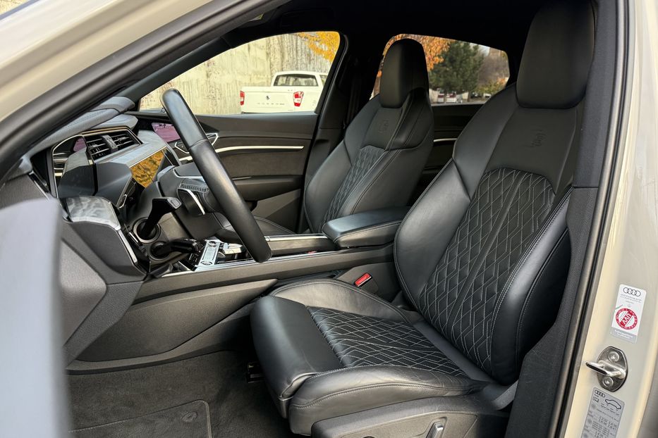 Продам Audi E-Tron Sportback 55 S-line Рівне 2021 года в Ровно