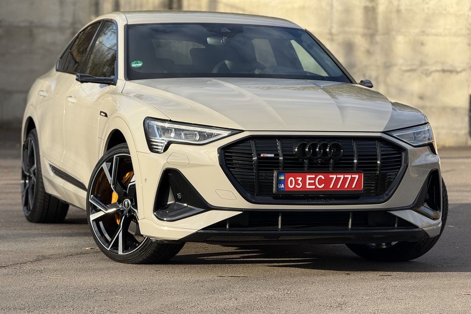 Продам Audi E-Tron Sportback 55 S-line Рівне 2021 года в Ровно