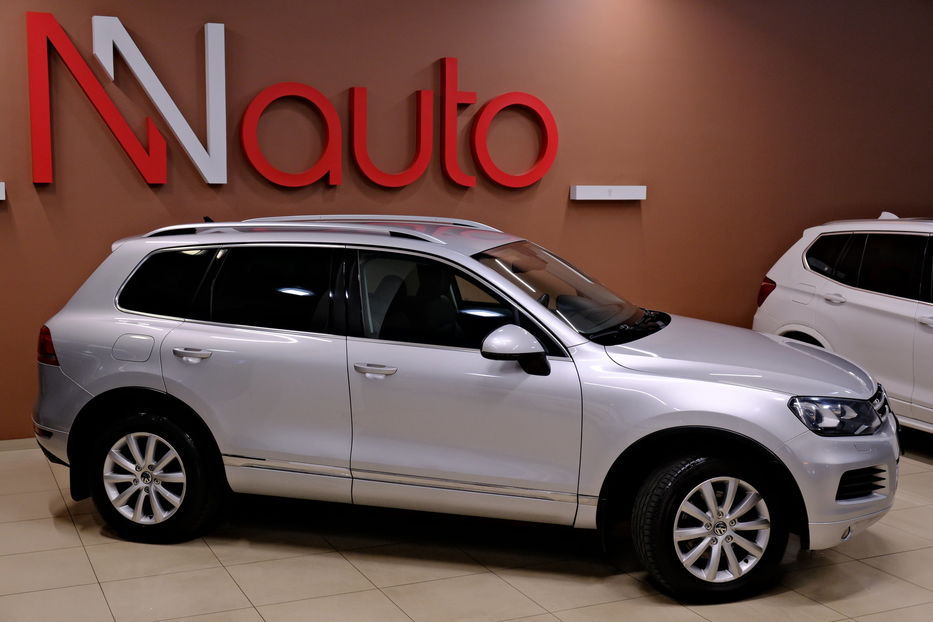 Продам Volkswagen Touareg 2013 года в Одессе