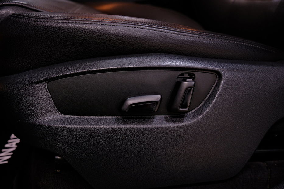 Продам Volkswagen Touareg 2013 года в Одессе