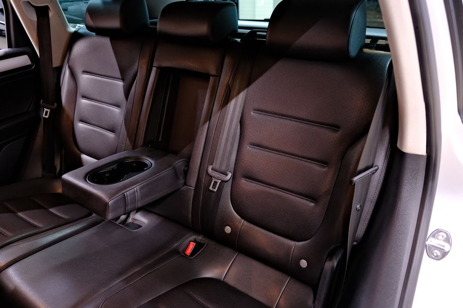 Продам Volkswagen Touareg 2013 года в Одессе