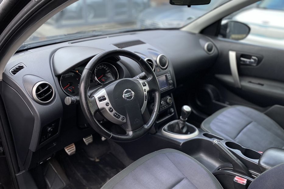 Продам Nissan Qashqai 2010 года в Луцке