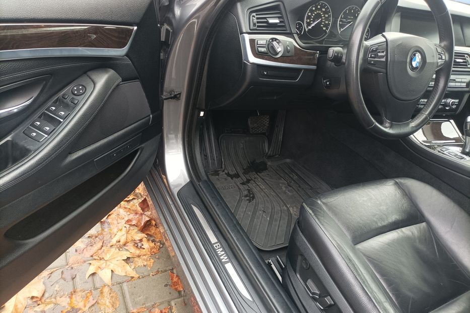 Продам BMW 528 максимал 2013 года в Одессе