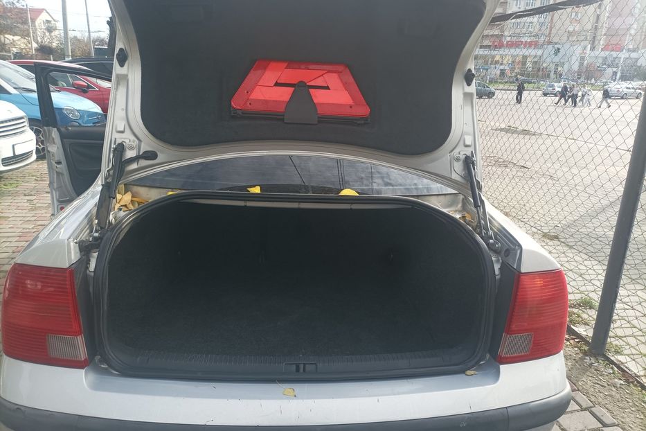 Продам Volkswagen Passat B5 европа 1998 года в Одессе