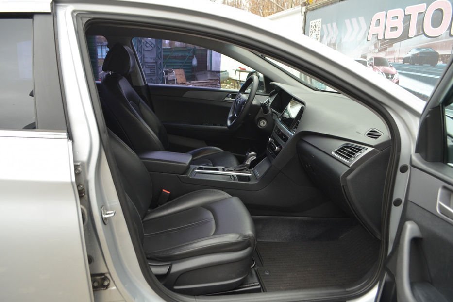 Продам Hyundai Sonata Lpi 2017 года в Киеве