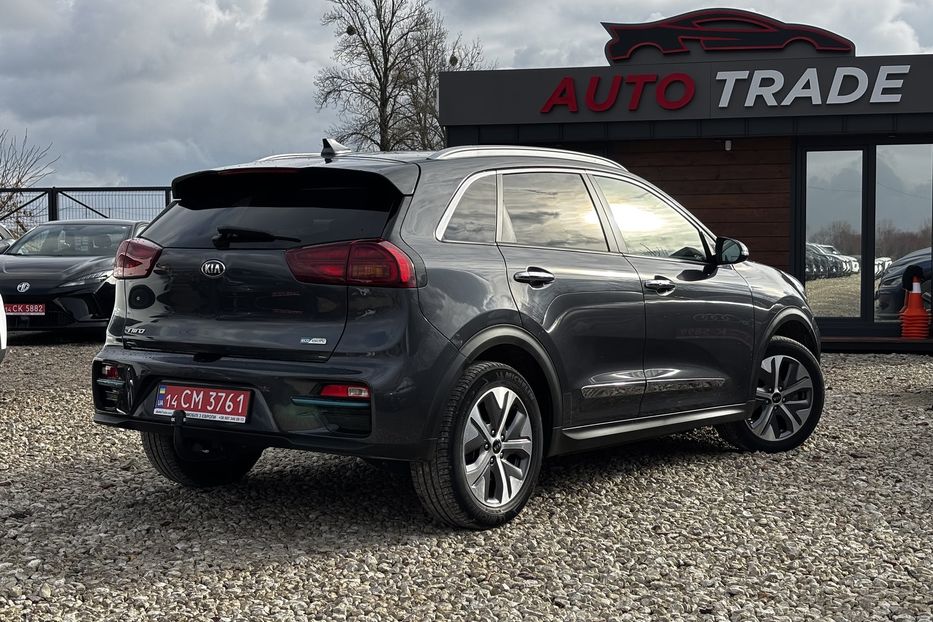 Продам Kia Niro 64 KW авто у Львові  2020 года в Львове