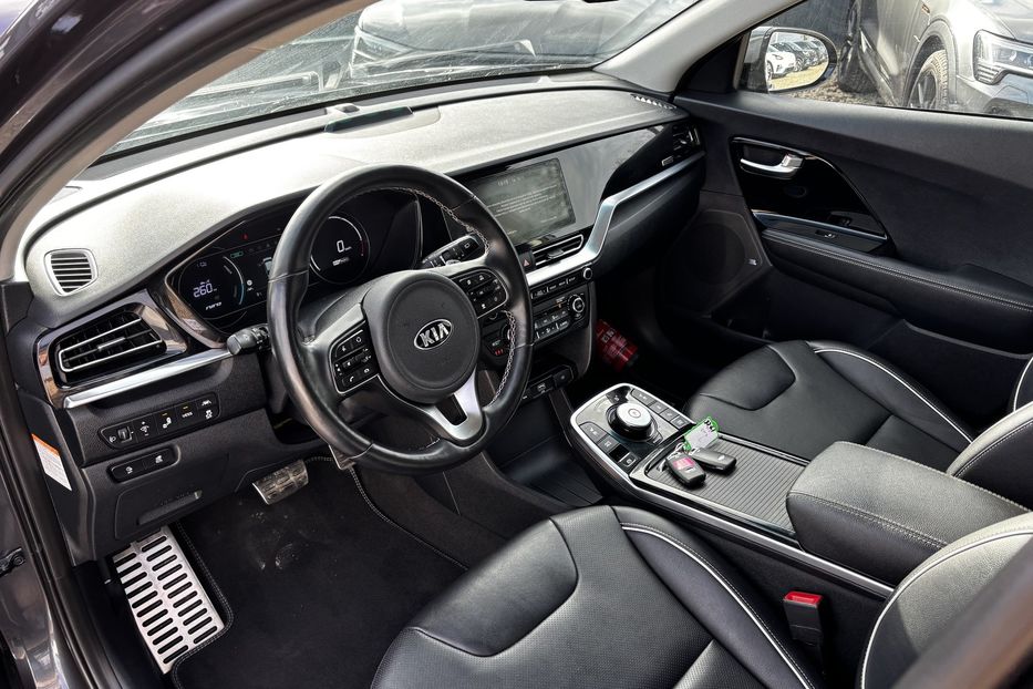 Продам Kia Niro 64 KW авто у Львові  2020 года в Львове