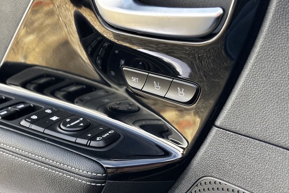 Продам Kia Niro 64 KW авто у Львові  2020 года в Львове