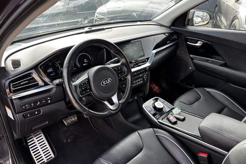 Продам Kia Niro 64 KW авто у Львові  2020 года в Львове