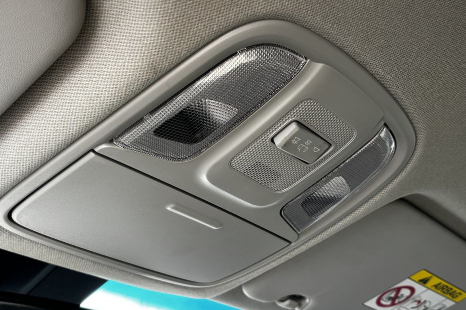 Продам Kia Niro 64 KW авто у Львові  2020 года в Львове