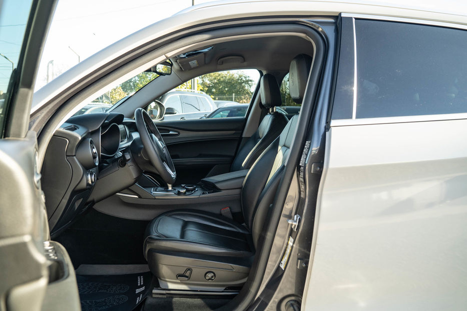 Продам Alfa Romeo Stelvio TI 2017 года в Черновцах