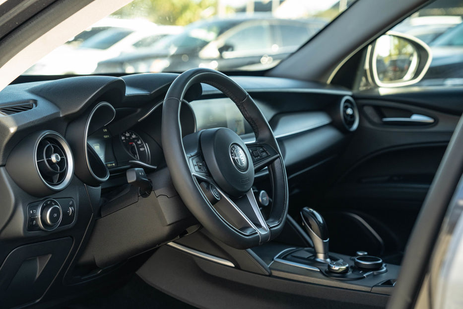 Продам Alfa Romeo Stelvio TI 2017 года в Черновцах