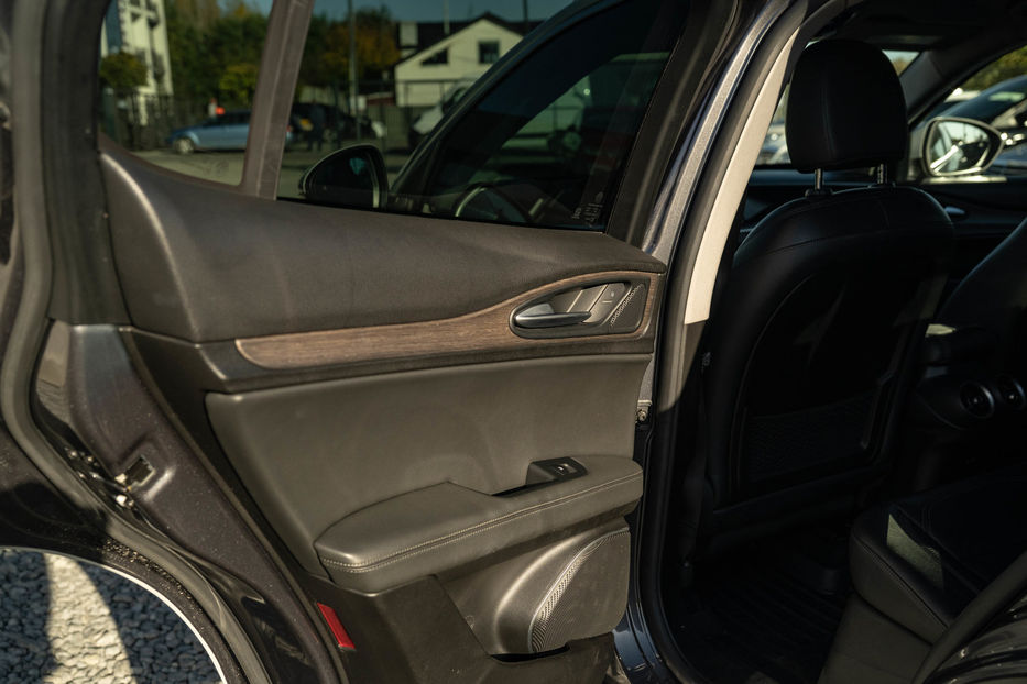 Продам Alfa Romeo Stelvio TI 2017 года в Черновцах