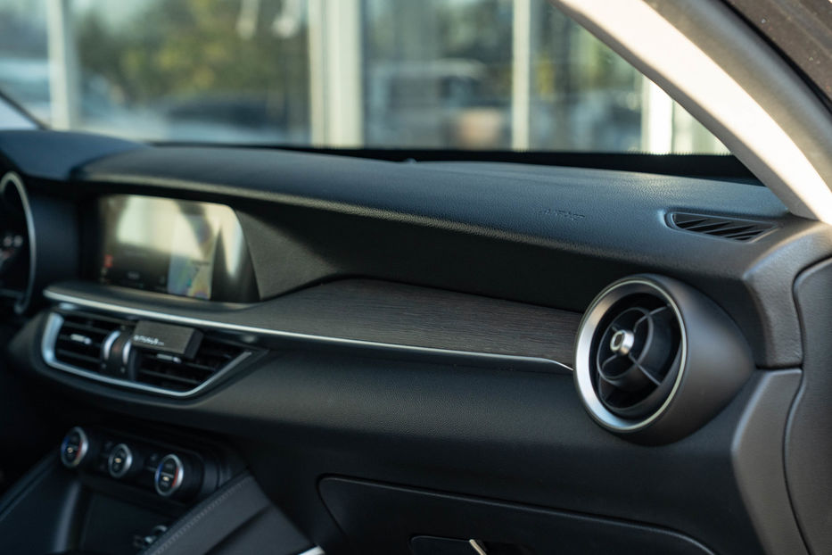 Продам Alfa Romeo Stelvio TI 2017 года в Черновцах