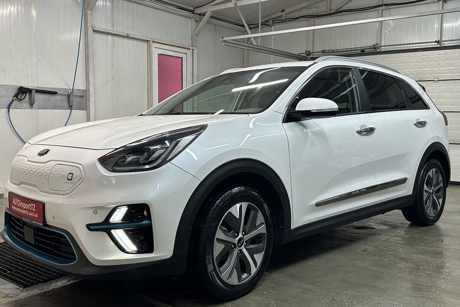 Продам Kia Niro 64 кВт Макс. комплектація 2021 года в Львове