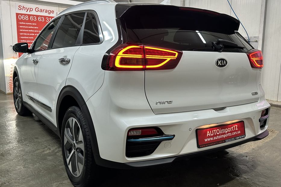 Продам Kia Niro 64 кВт Макс. комплектація 2021 года в Львове