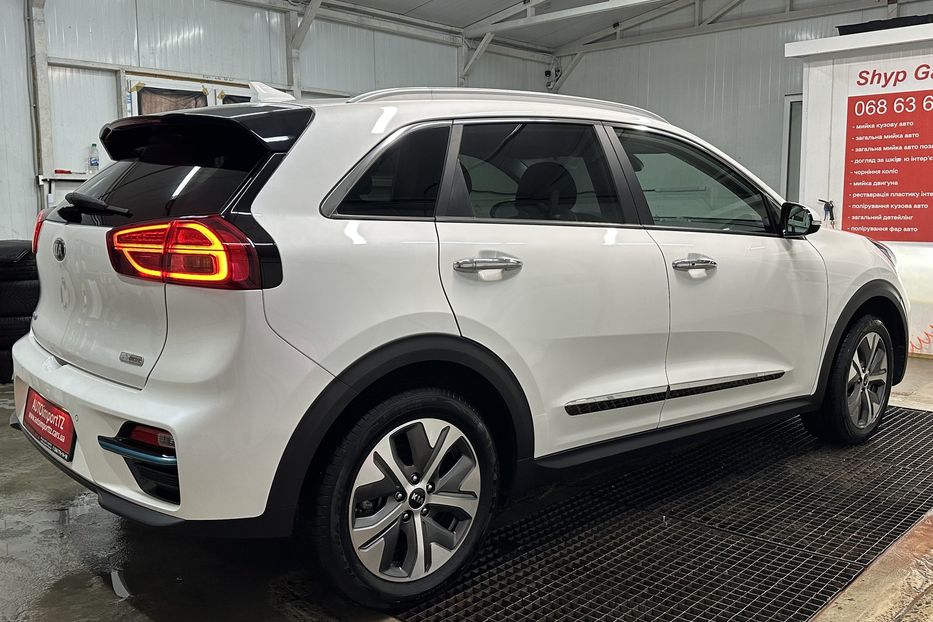 Продам Kia Niro 64 кВт Макс. комплектація 2021 года в Львове
