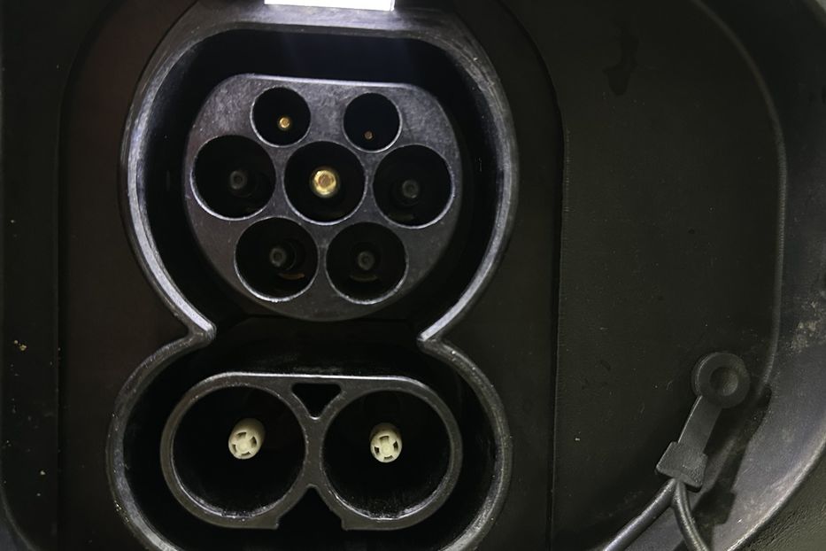 Продам Kia Niro 64 кВт Макс. комплектація 2021 года в Львове