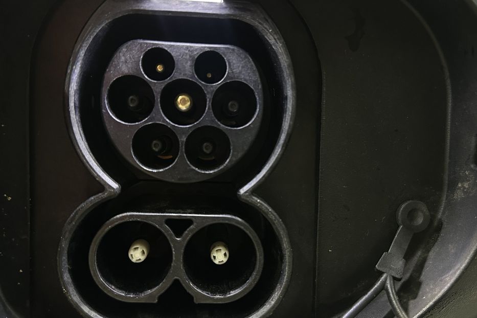 Продам Kia Niro 64 кВт Макс. комплектація 2021 года в Львове