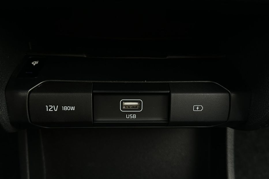 Продам Kia Niro 64 кВт Макс. комплектація 2021 года в Львове