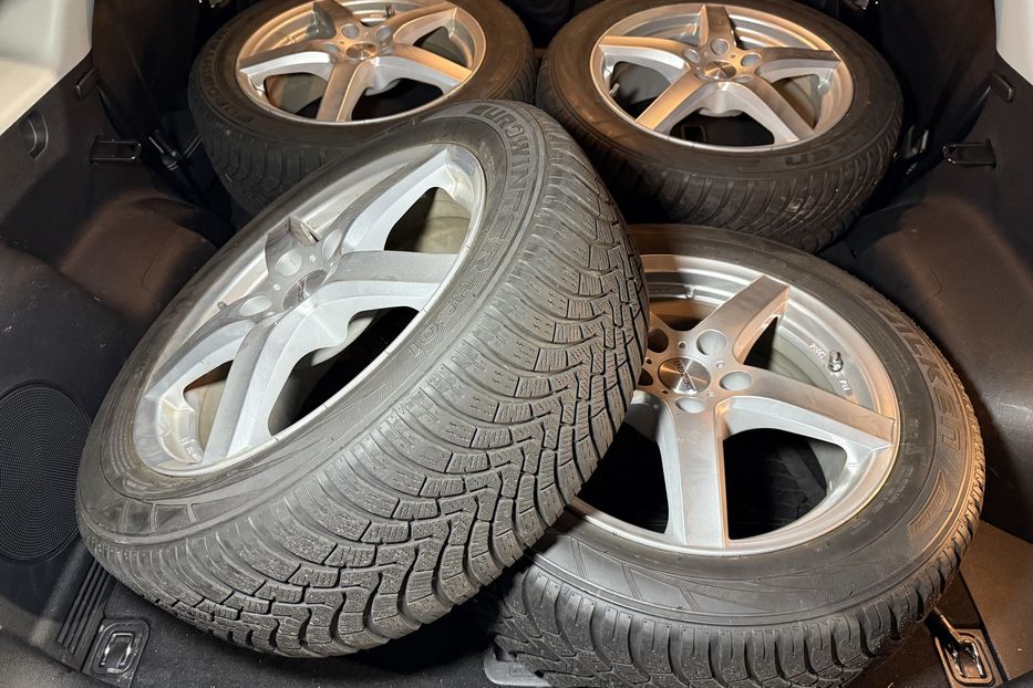 Продам Kia Niro 64 кВт Макс. комплектація 2021 года в Львове