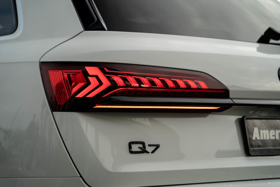 Продам Audi Q7 Prestige 2020 года в Черновцах